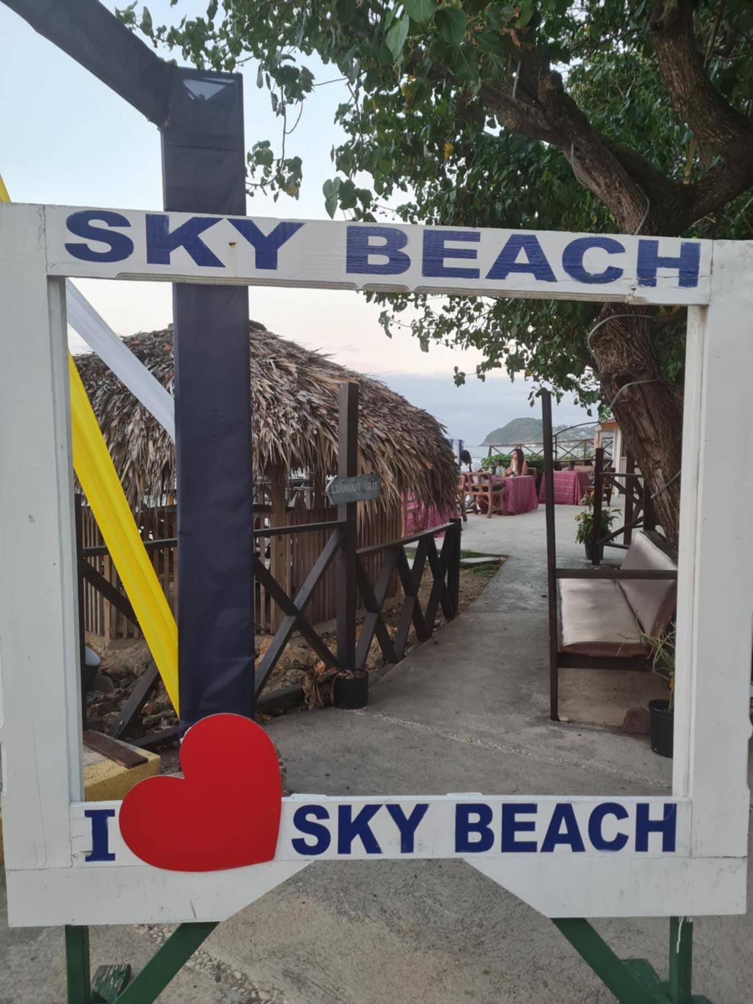 Sky Beach Rooms Lucea Exterior photo